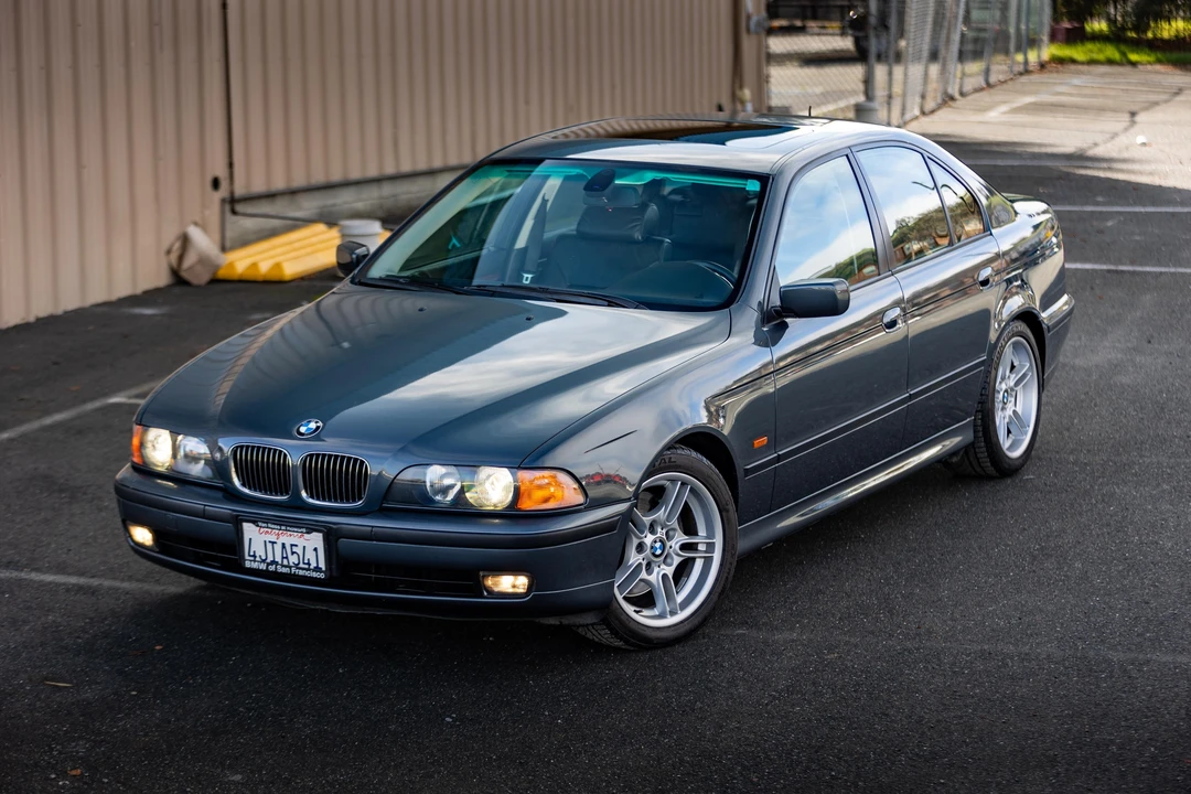 2000 BMW E39 540i - Image 9 of 31