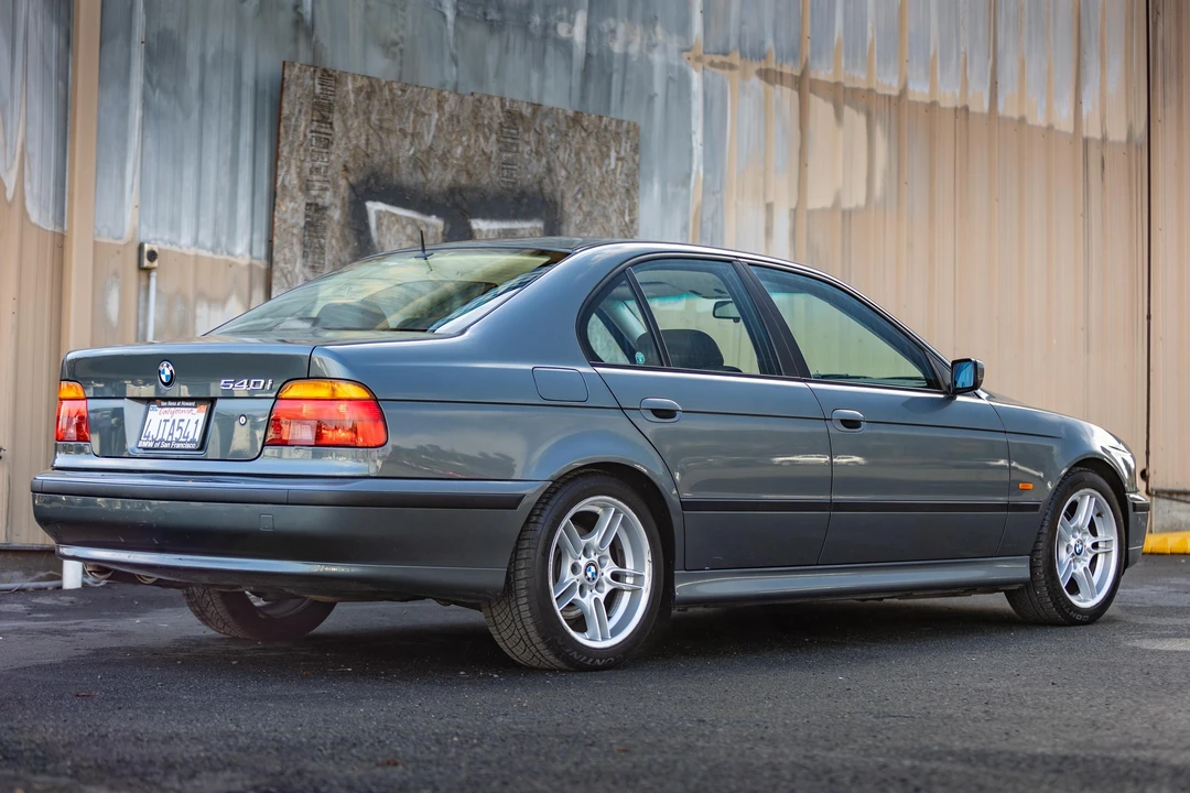 2000 BMW E39 540i - Image 28 of 31