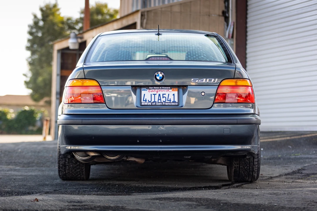 2000 BMW E39 540i - Image 23 of 31
