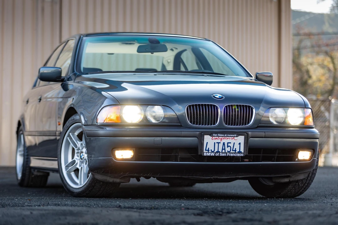 2000 BMW E39 540i - Image 2 of 31