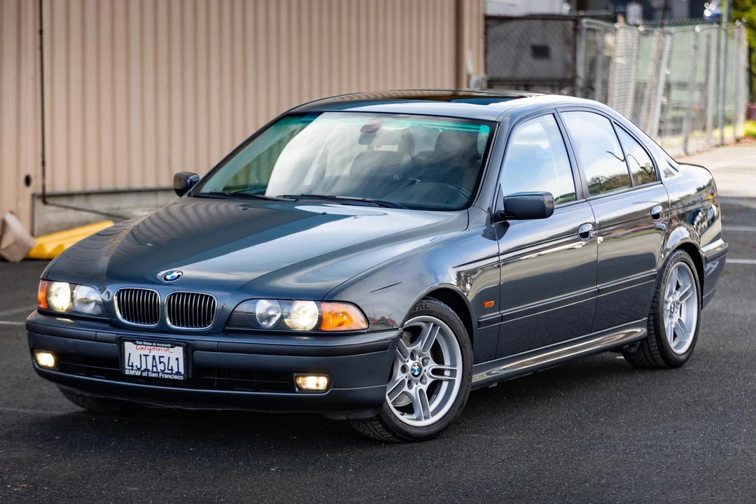 2000 BMW E39 540i - Image 8 of 31