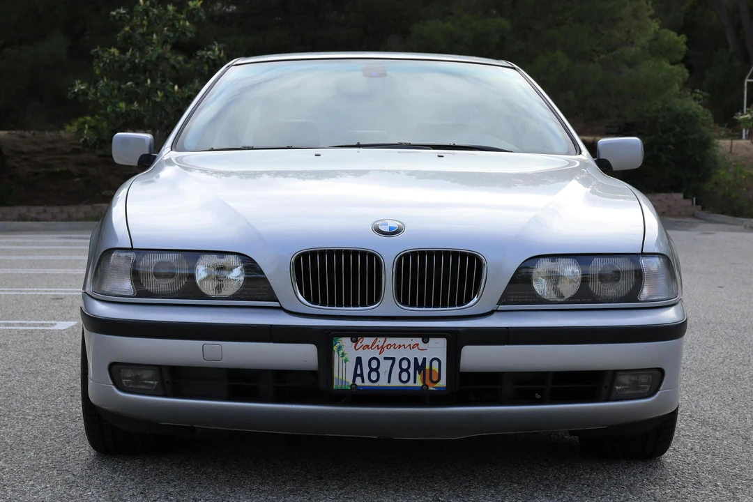 2000 BMW E39 540i - Image 2 of 31