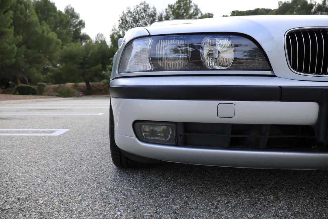 2000 BMW E39 540i - Image 15 of 31