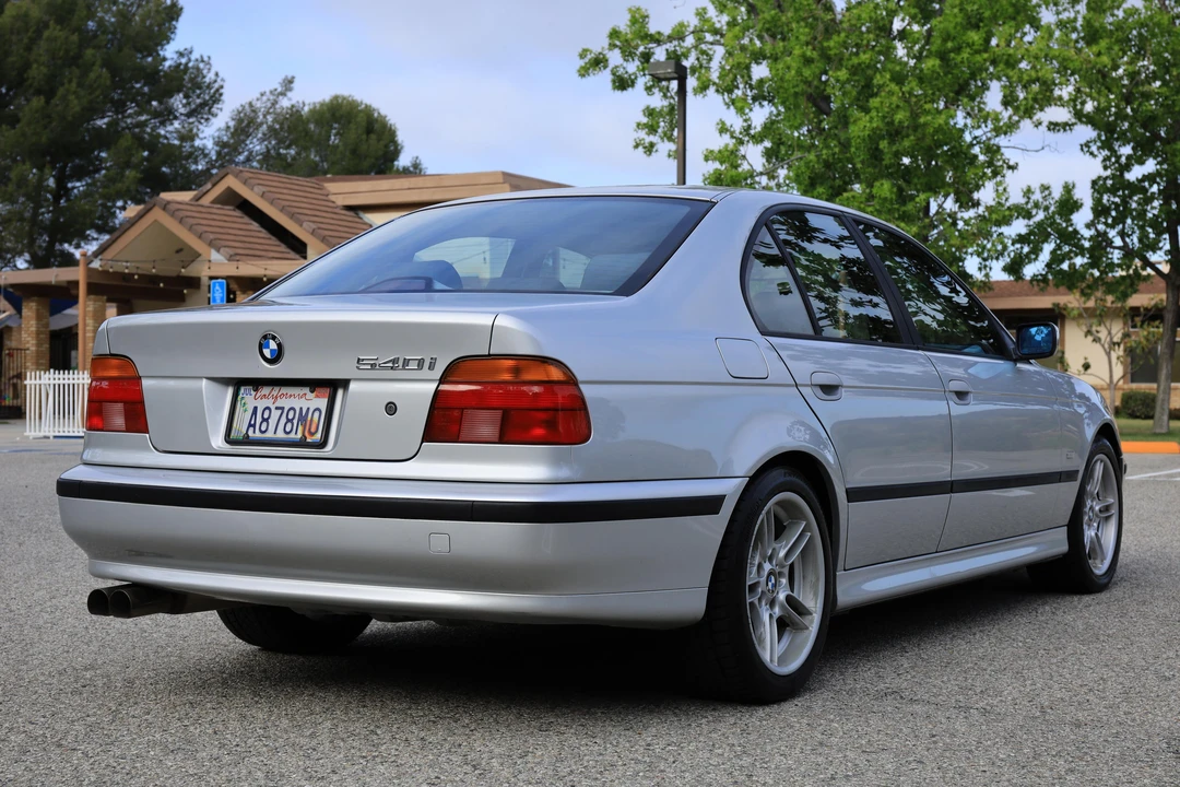 2000 BMW E39 540i - Image 10 of 31