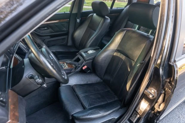 2000 BMW E39 540i - Image 4 of 7