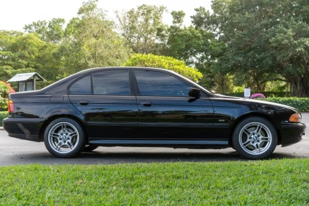 2000 BMW E39 540i - Image 3 of 7