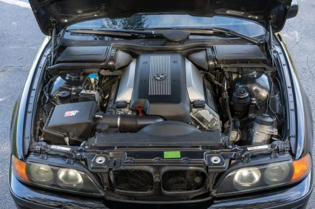 2000 BMW E39 540i - Image 6 of 7