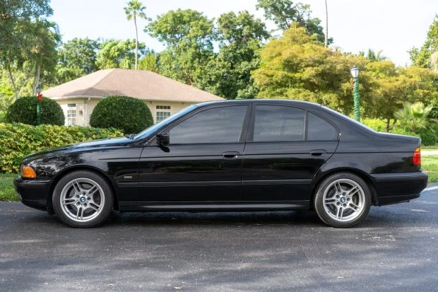 2000 BMW E39 540i - Image 3 of 7