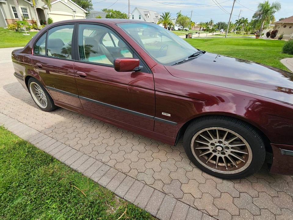 2000 BMW E39 540i - Image 13 of 22
