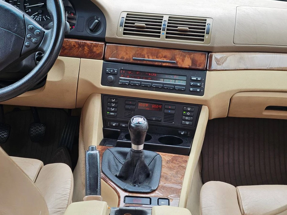 2000 BMW E39 540i - Image 7 of 22