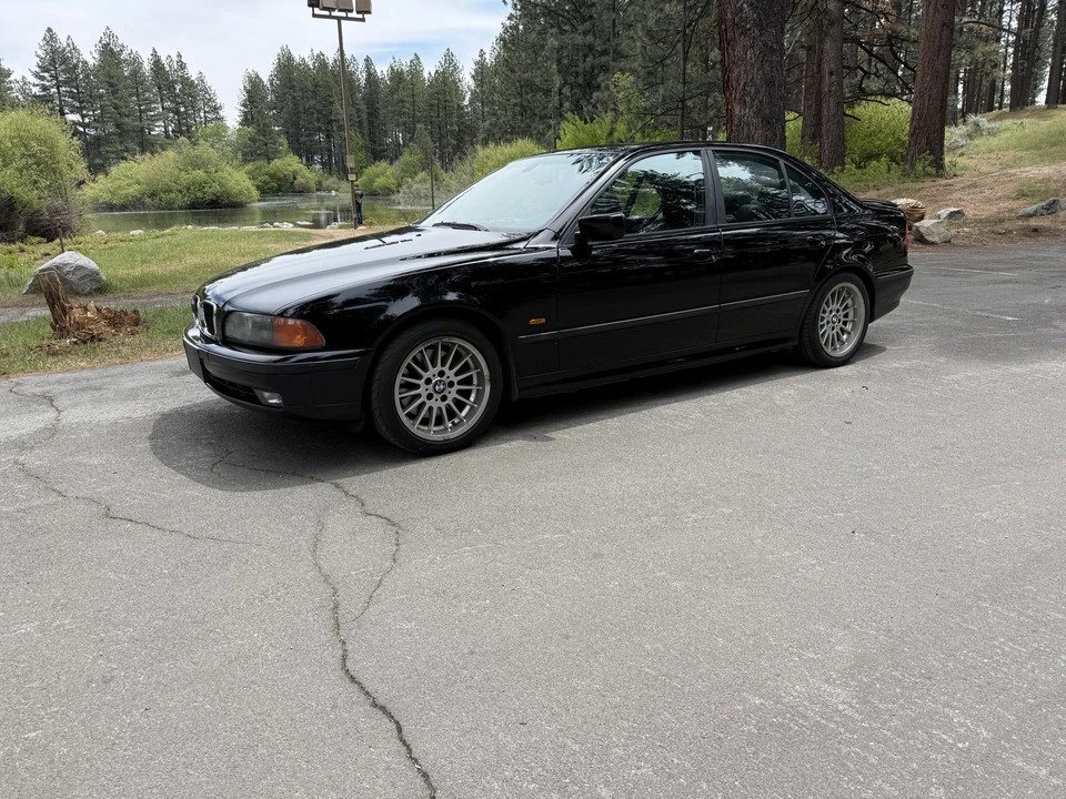 2000 BMW E39 540i - Image 3 of 31