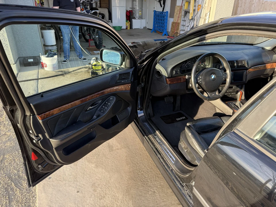 2000 BMW E39 540i - Image 30 of 31