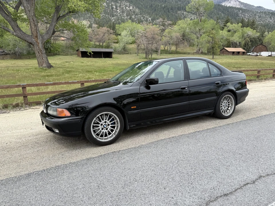 2000 BMW E39 540i - Image 4 of 31