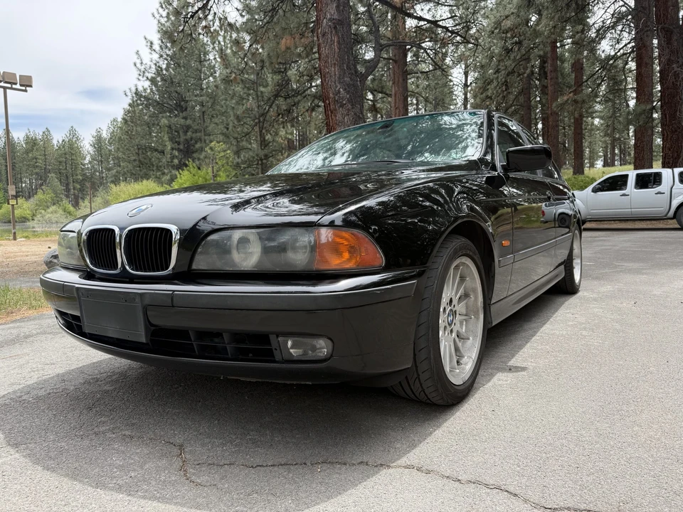 2000 BMW E39 540i - Image 8 of 31