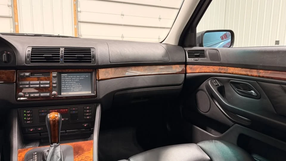 2000 BMW E39 540i - Image 13 of 18