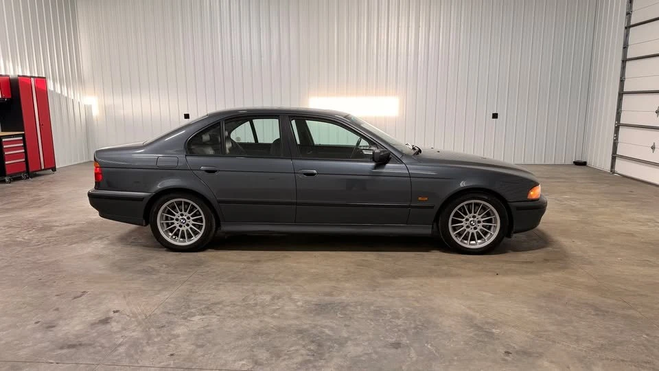 2000 BMW E39 540i - Image 5 of 18