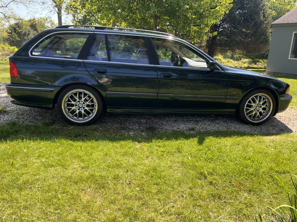 2000 BMW E39 540i - Image 16 of 31
