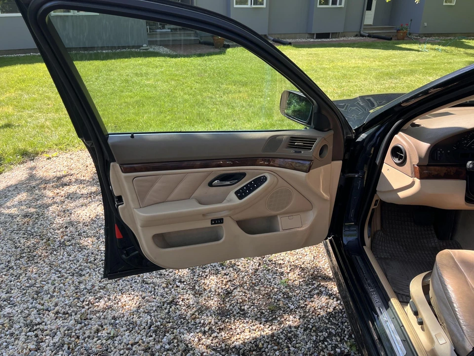2000 BMW E39 540i - Image 29 of 31