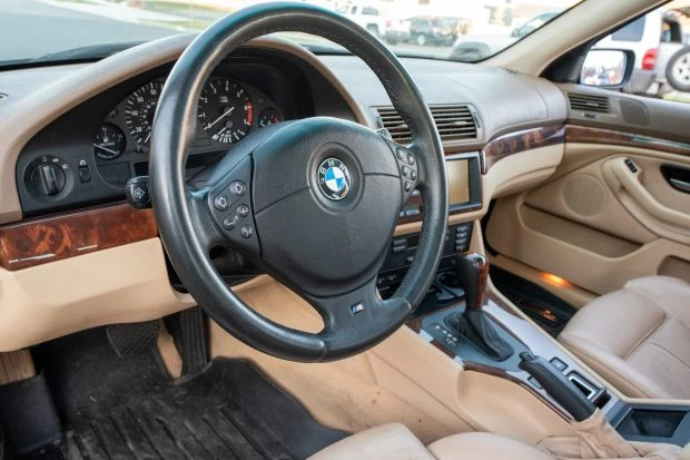 2000 BMW E39 540i - Image 5 of 8