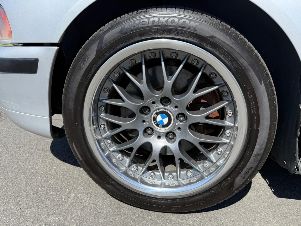 2000 BMW E39 540i - Image 23 of 31