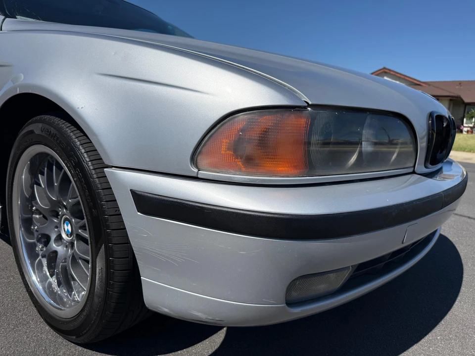 2000 BMW E39 540i - Image 9 of 31