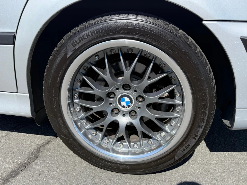 2000 BMW E39 540i - Image 24 of 31