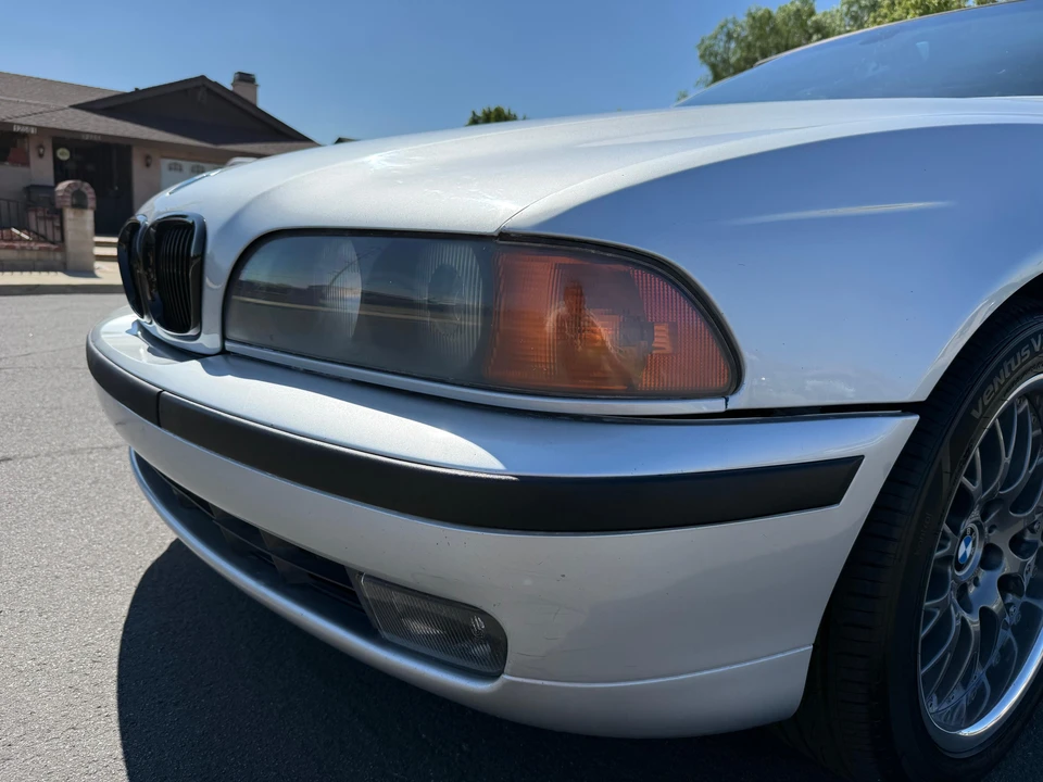 2000 BMW E39 540i - Image 10 of 31