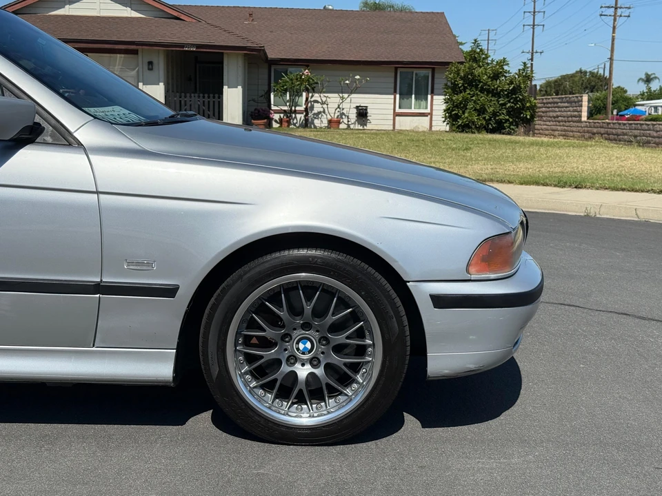 2000 BMW E39 540i - Image 20 of 31