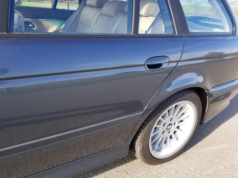 2000 BMW E39 540i - Image 11 of 31
