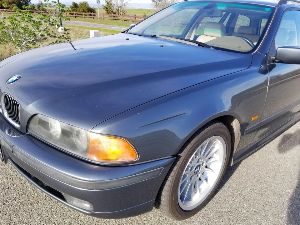 2000 BMW E39 540i - Image 9 of 31