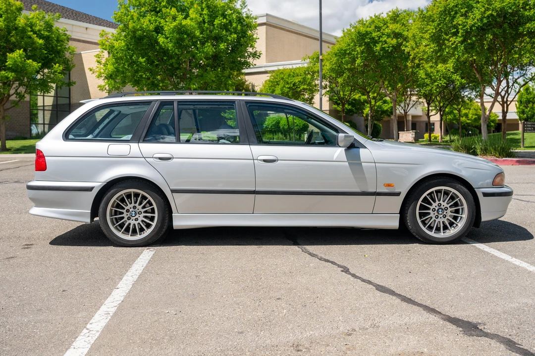 2000 BMW E39 540i - Image 8 of 31