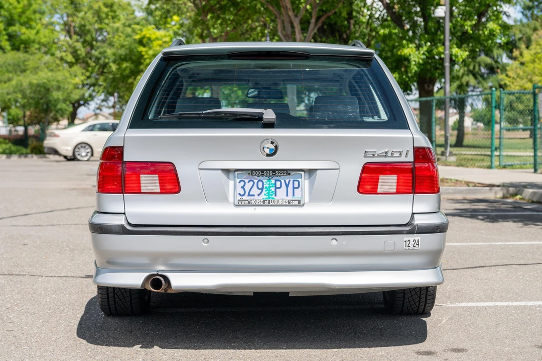 2000 BMW E39 540i - Image 5 of 31