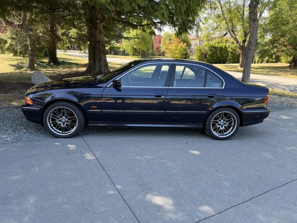 2000 BMW E39 540i - Image 8 of 31