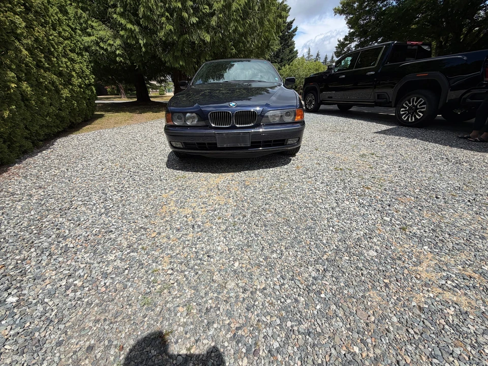 2000 BMW E39 540i - Image 18 of 31