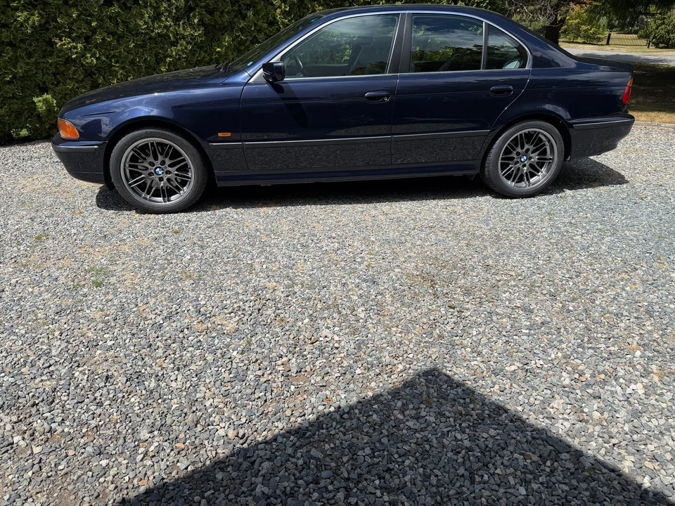 2000 BMW E39 540i - Image 20 of 31