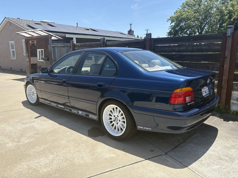 2000 BMW E39 540i - Image 13 of 31