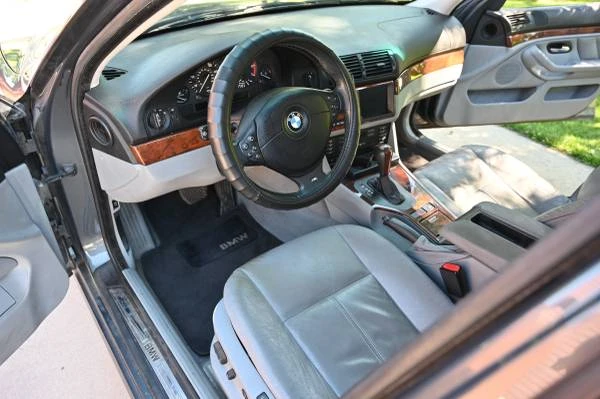 2000 BMW E39 540i - Image 11 of 21