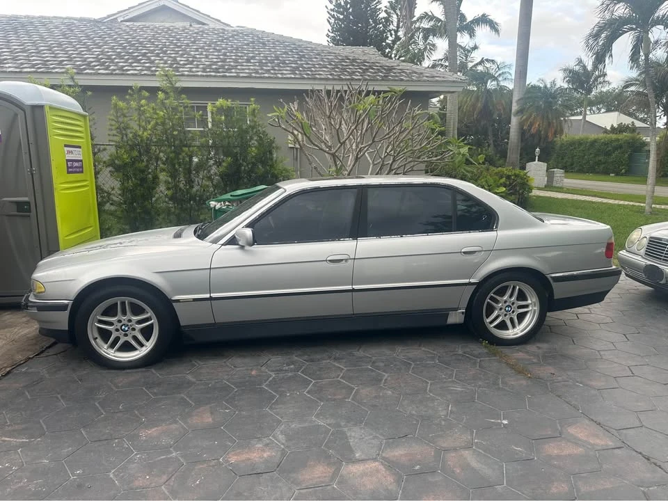 2000 BMW E38 7 Series - Image 2 of 9