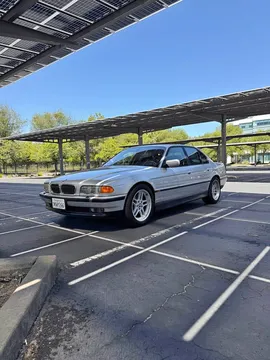2000 BMW 7 Series 740i