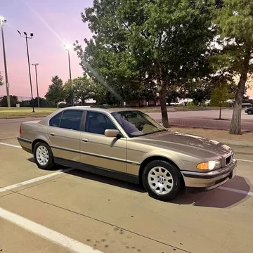 2000 BMW 7 Series 740i Sedan 4D