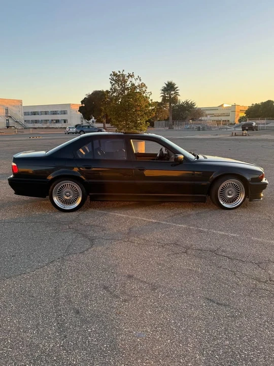 2000 BMW E38 7 Series - Image 4 of 14