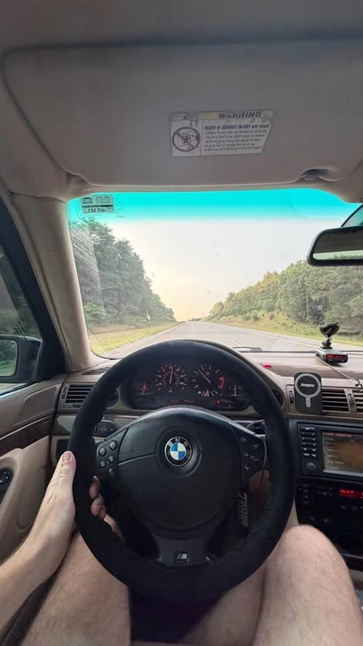 2000 BMW E38 750i & 750iL Sedan - Image 3 of 10