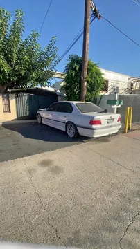 2000 BMW 7 Series 740iL Sedan