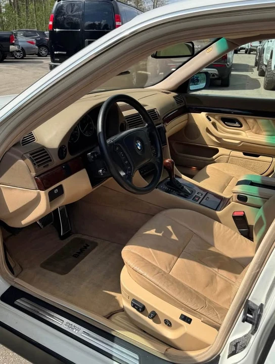 2000 BMW E38 7 Series - Image 8 of 9