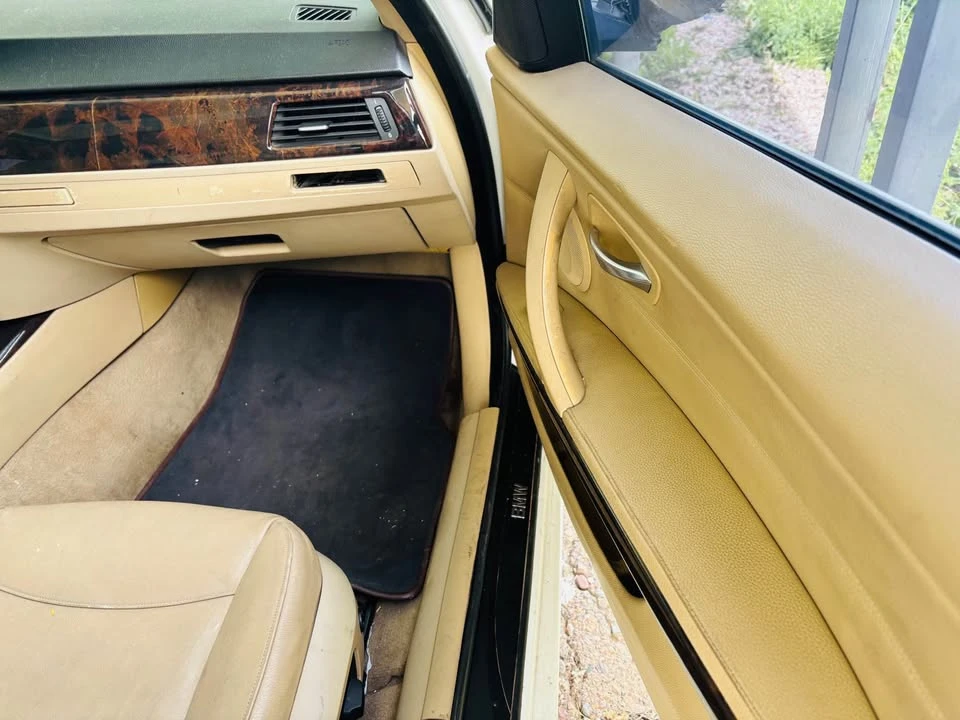 2000 BMW E38 7 Series - Image 3 of 4