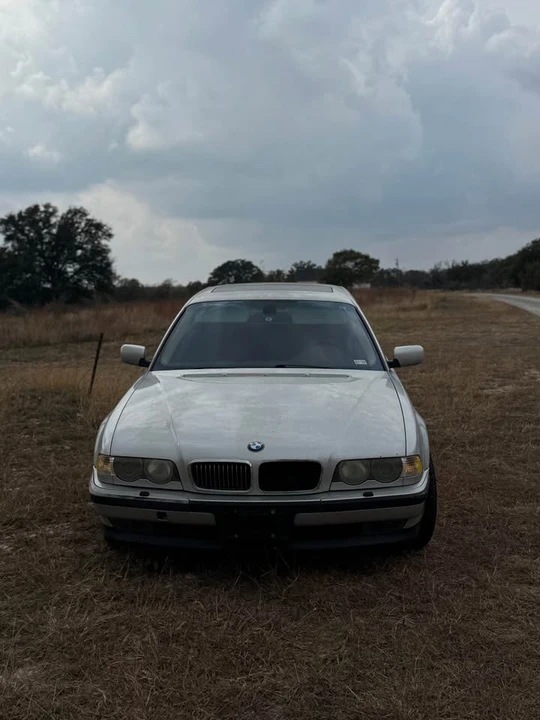 2000 BMW E38 7 Series - Image 9 of 9