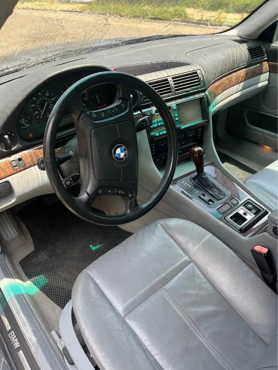 2000 BMW E38 7 Series - Image 2 of 7