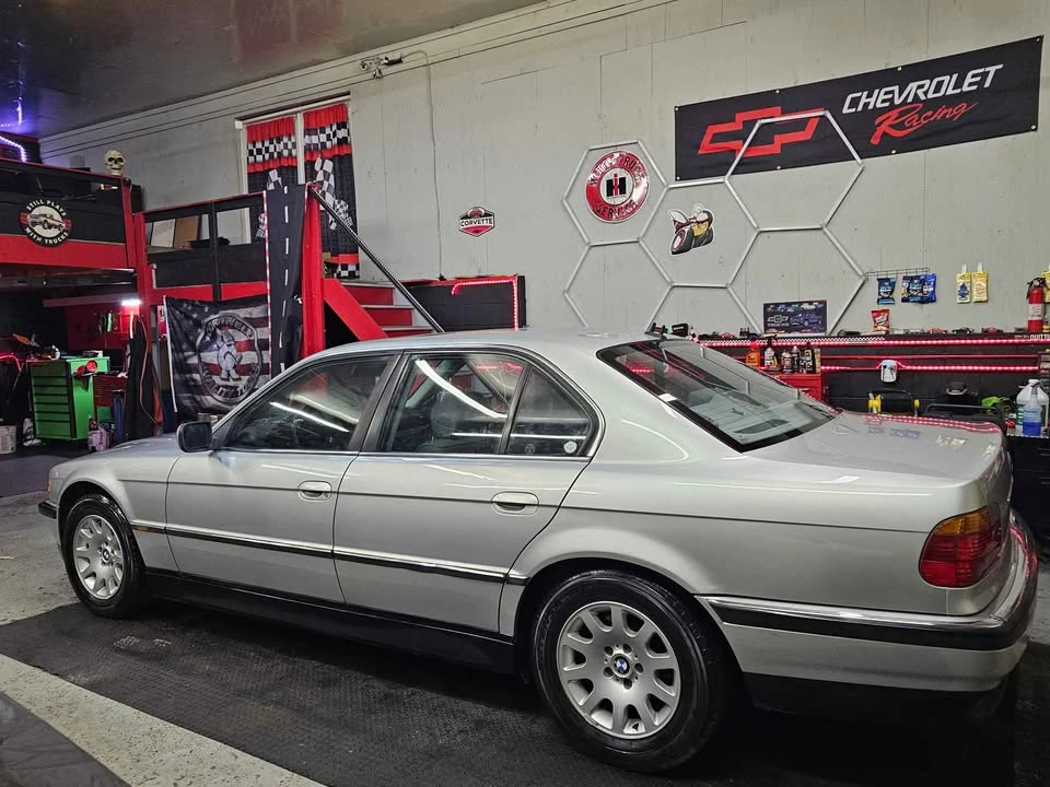 2000 BMW E38 7 Series - Image 7 of 7