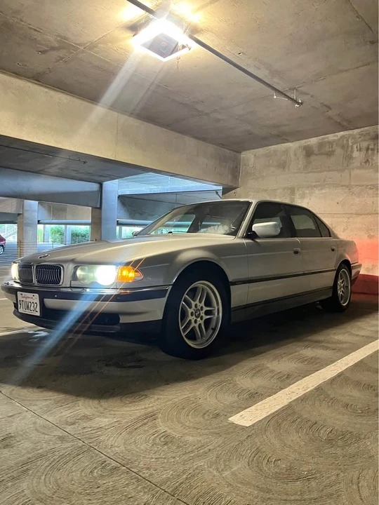 2000 BMW E38 7 Series - Image 2 of 6