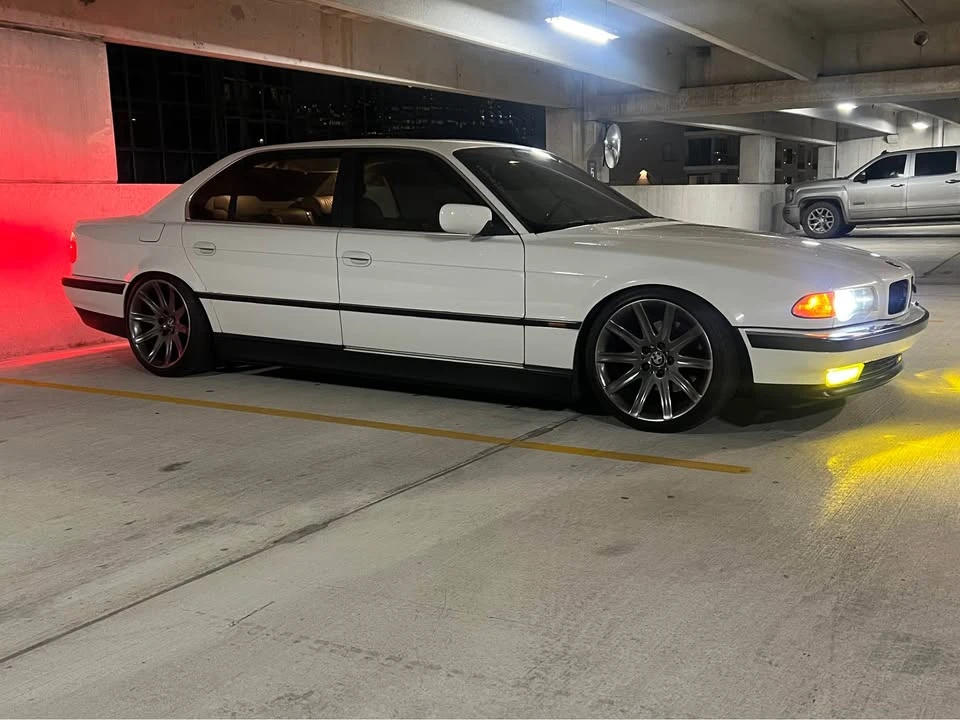 2000 BMW E38 7 Series - Image 2 of 14